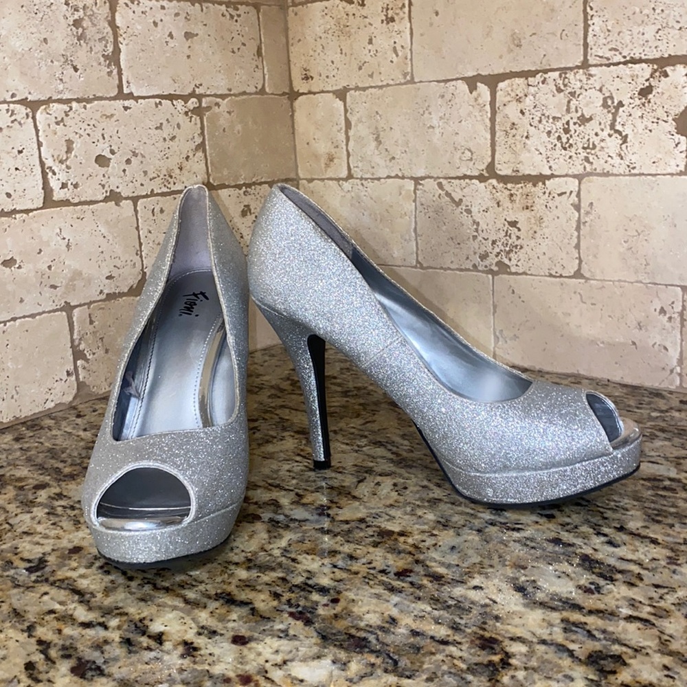 Fioni heels